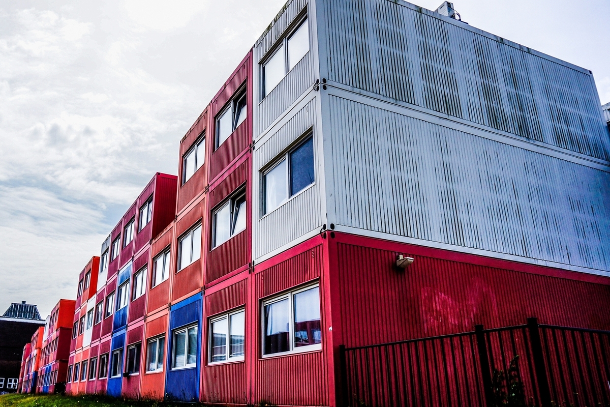 Building Your Dream 3-Bedroom Shipping Container Home on a Budget